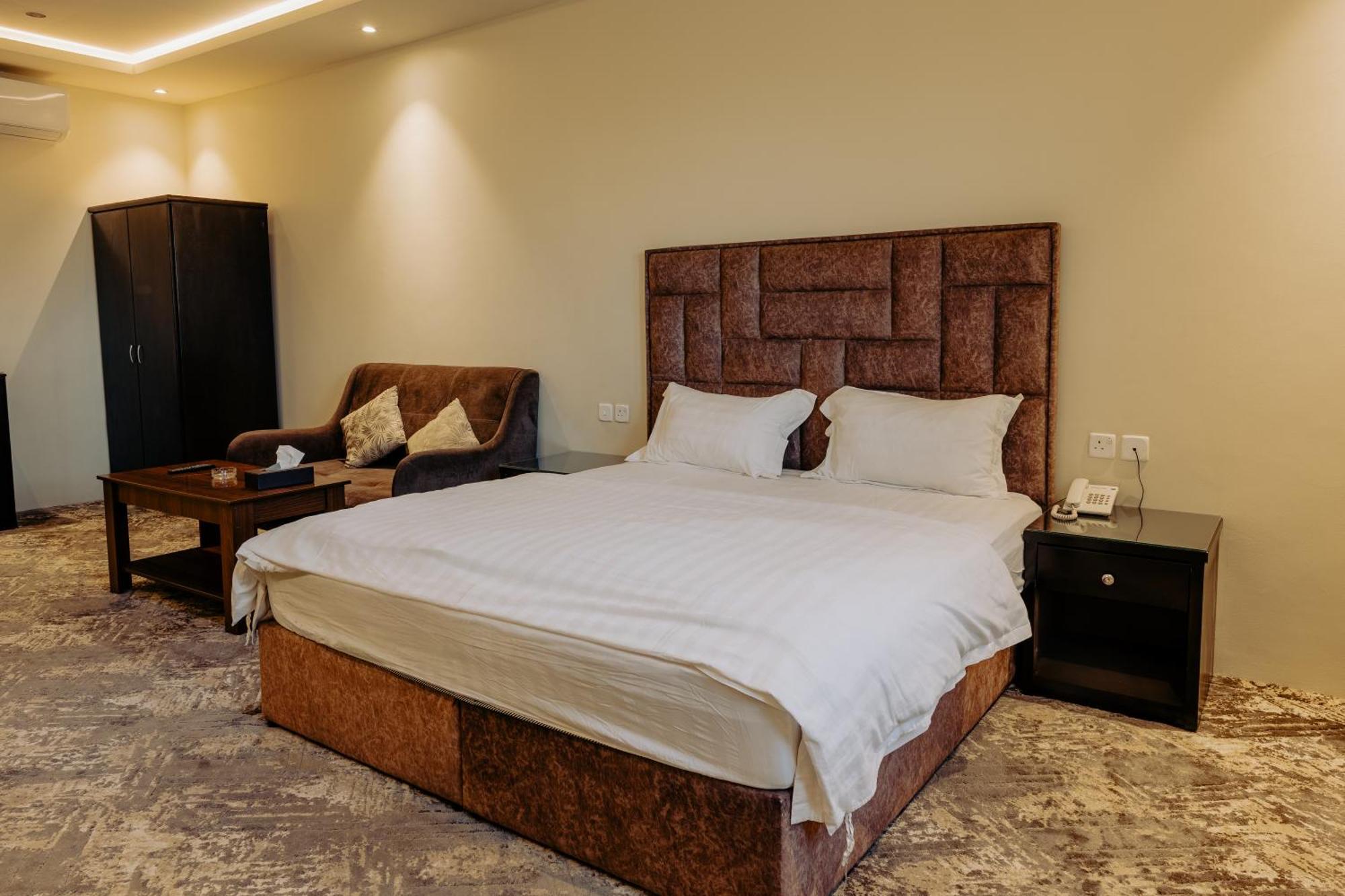 Radiha Hotel Suites Al Hawiyah 外观 照片